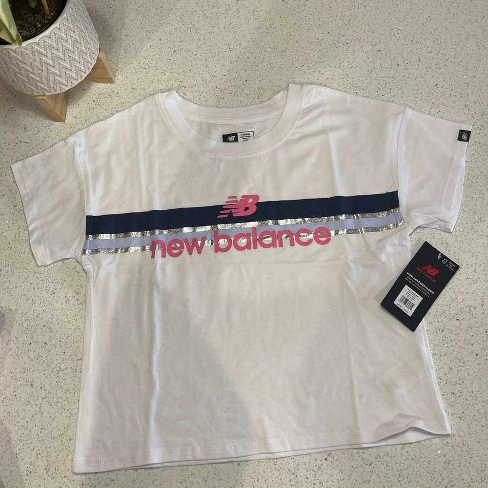 NWT: New Balance Girls Logo Crop Top